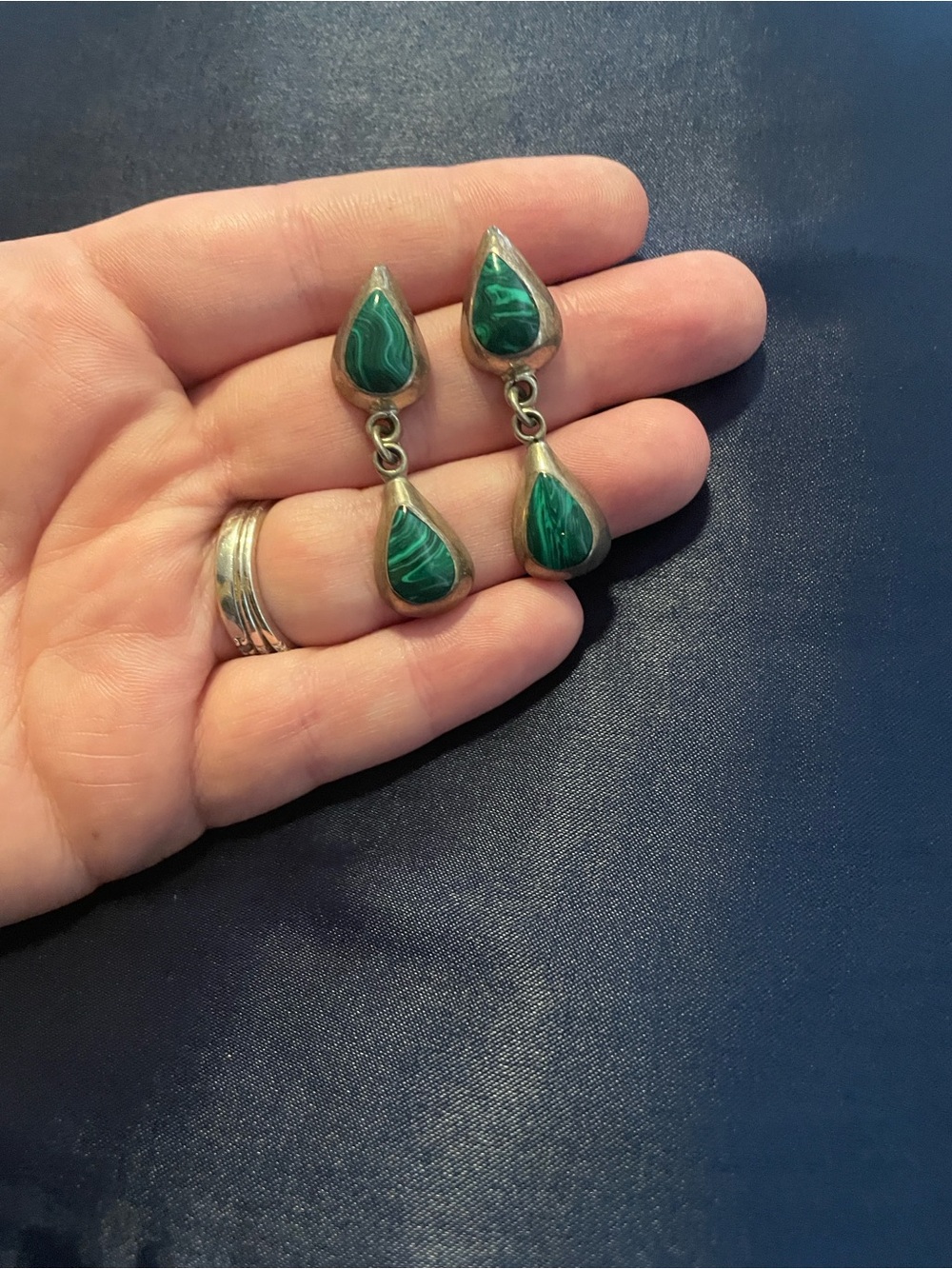 Vintage Taxco Mexico 925 Silver earrings with Malachite